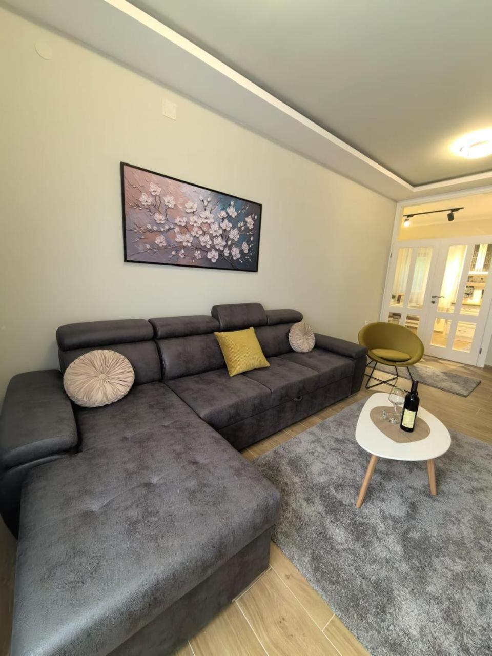 Sunny Hill - Parking - Fenced Garden - Luxury Loft Apartman Kotor Kültér fotó